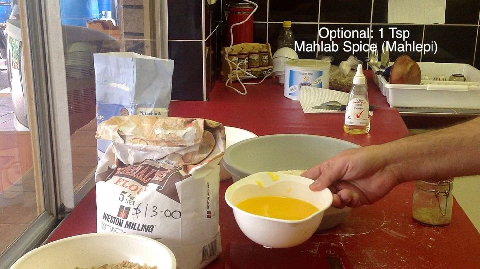 425 grams of Ghee. Ghee is a milk fat which can be found in most continental delis. For this I don't know of any alternatives, butter or oil is not an option. Any other suggestions?