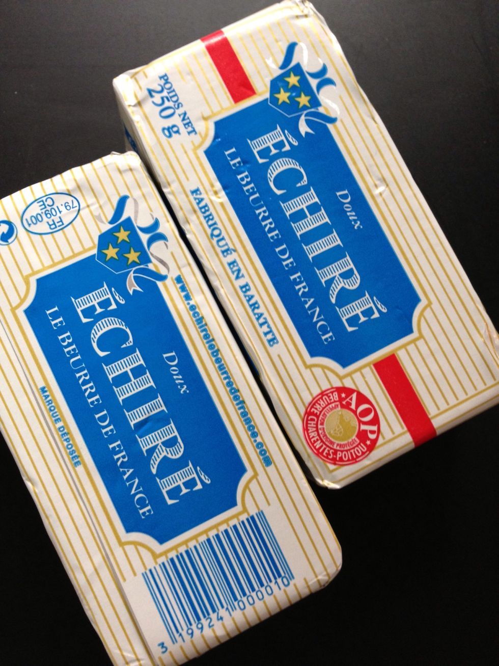 500 gram of butter. Today I am using the microwave method