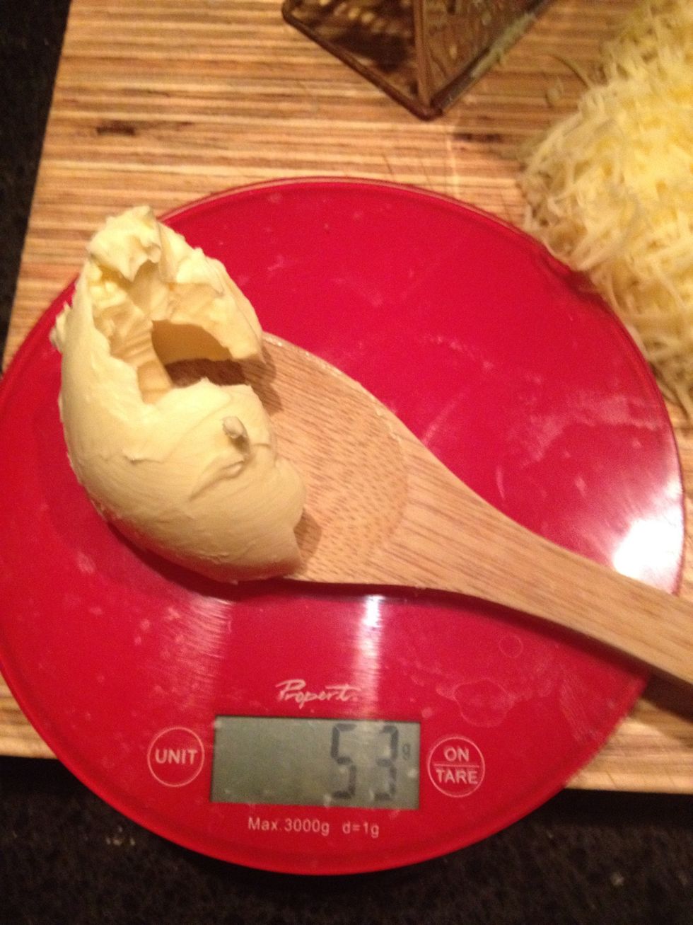 +/- 50g