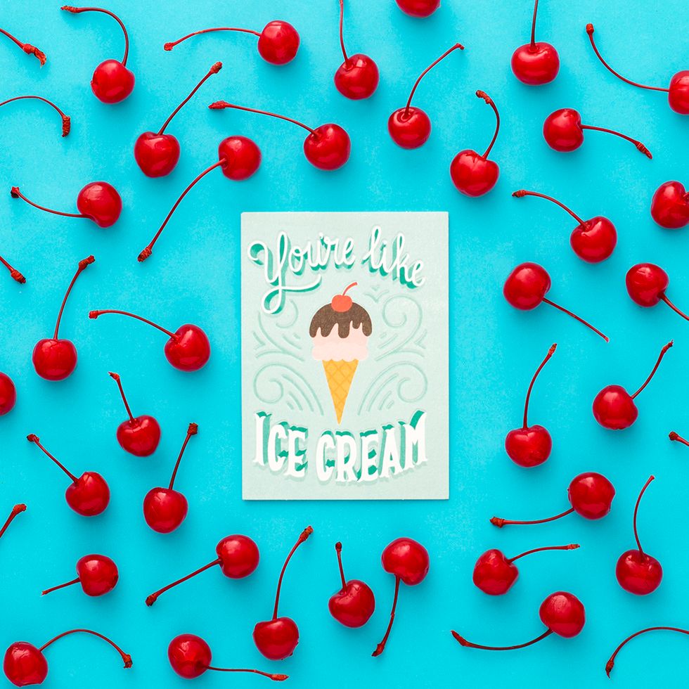6. For the foodie friend: Sometimes there are multiple foodies in the group. For the one who loves food more than the rest, send her this card + show how you get her. http://bit.ly/2cWv27Z