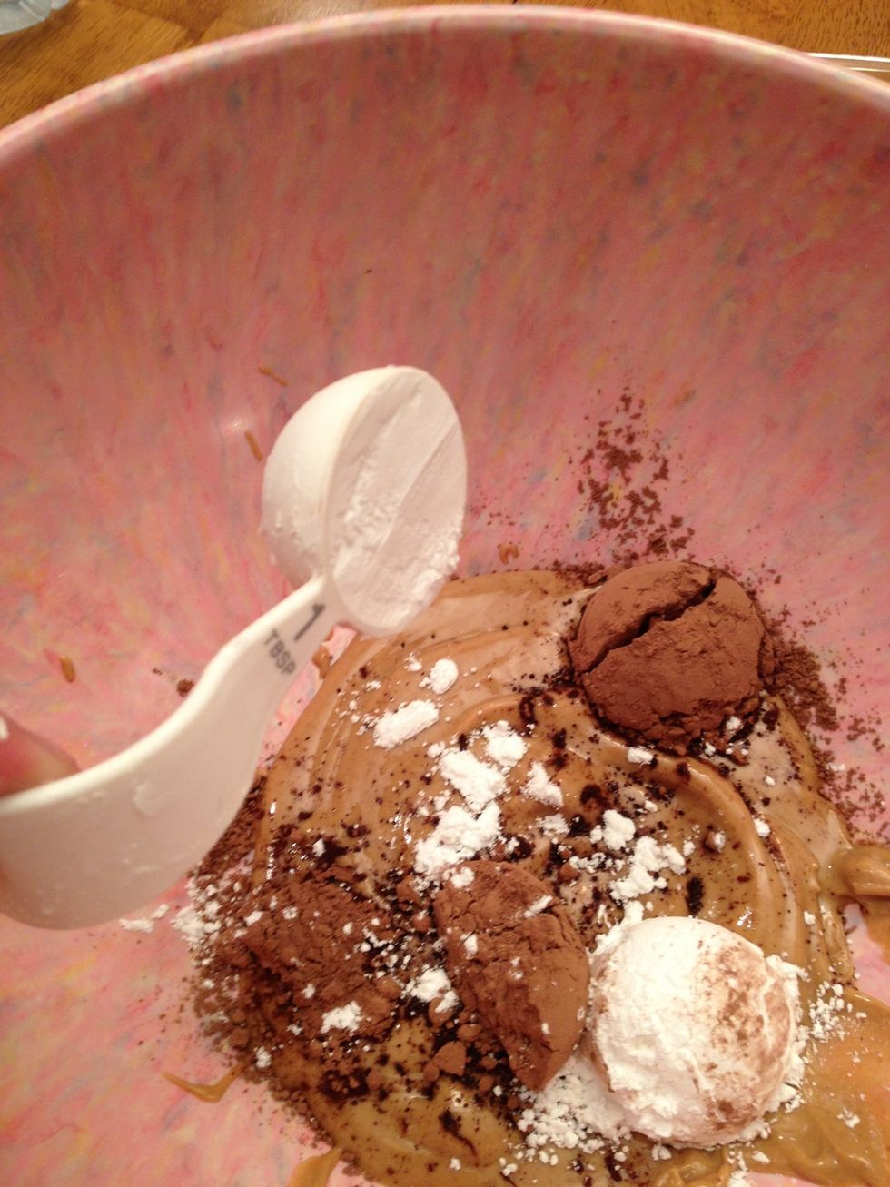 6 tablespoons of powdered sugar.