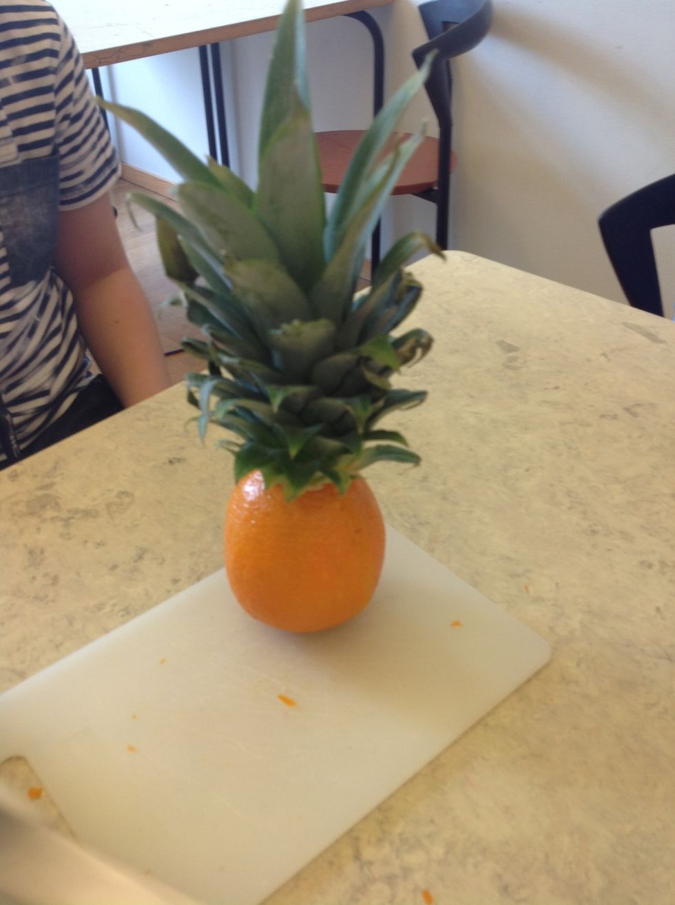 7. Make a pineapple-orange figure