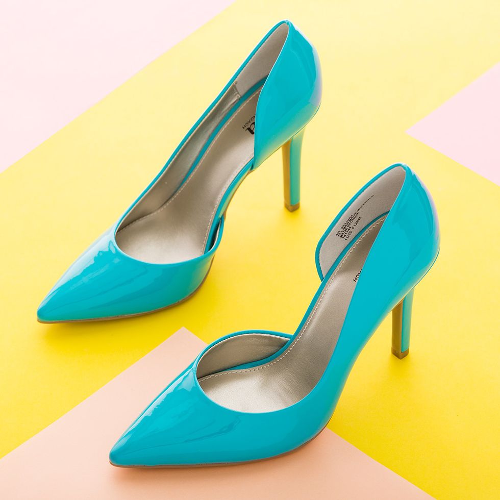 7. Turquoise Patent Pumps ($29.99): How boss are these pumps? Mom needs a little flash in her life, and these kicks are just the thing to amp up her spring wardrobe.