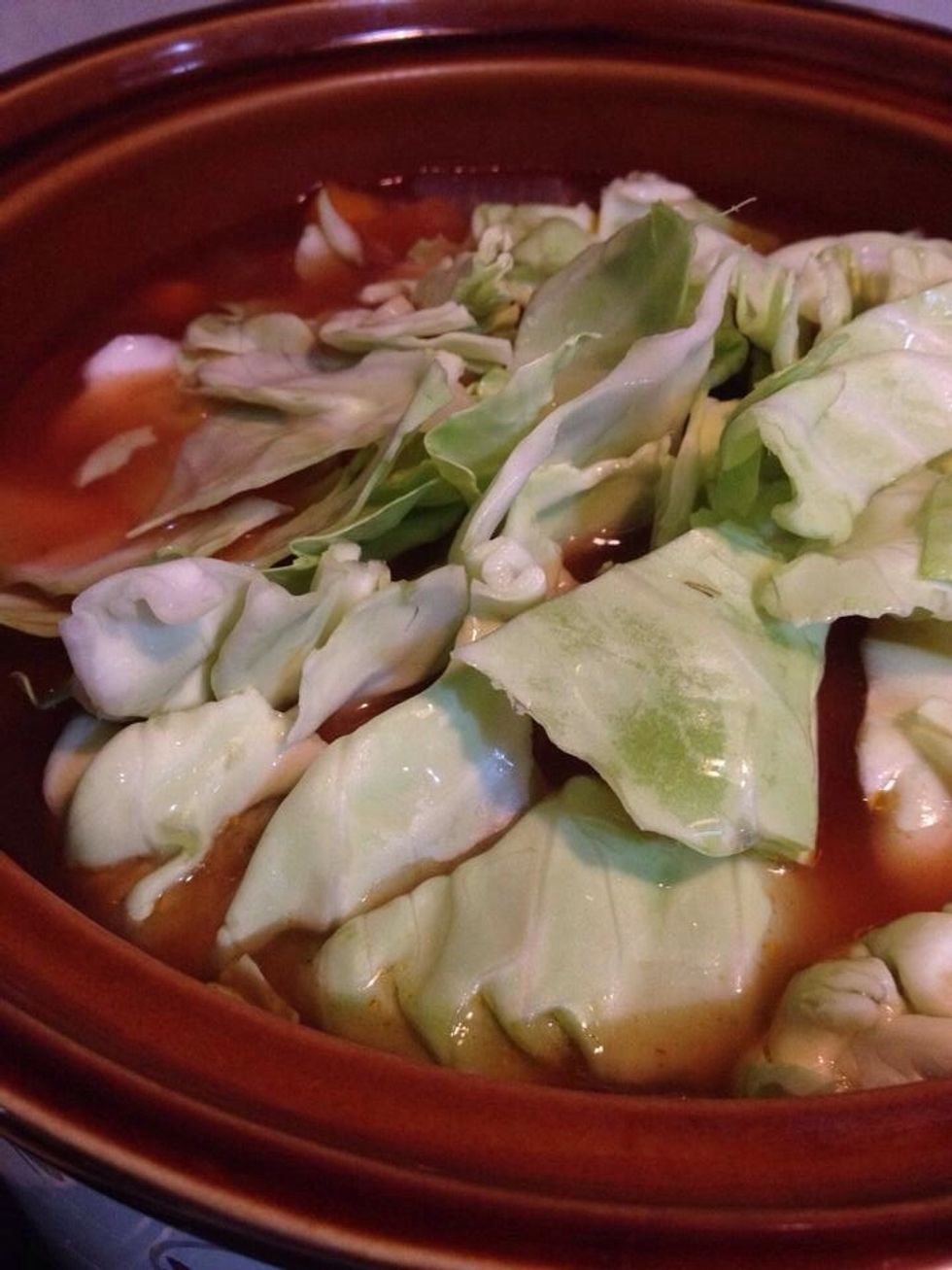8/Add the cabbages. 9/Add salty and pepper to taste.