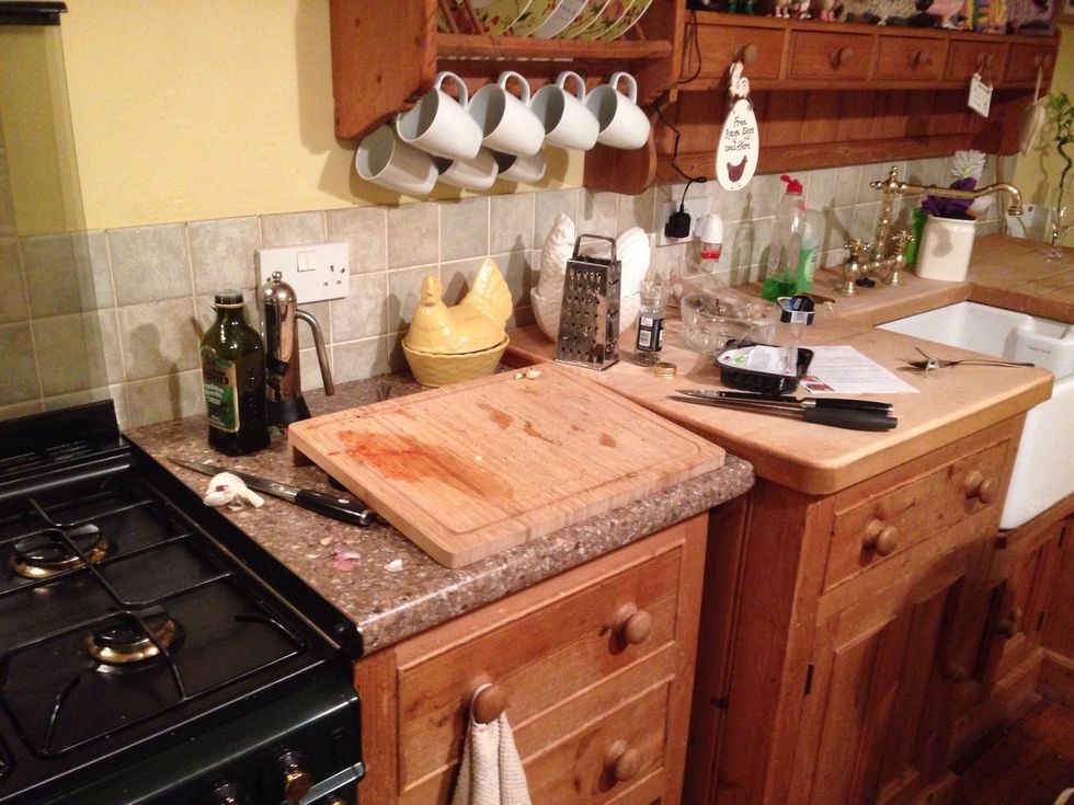 8. El resultado: un desorden en la cocina de Margarita!