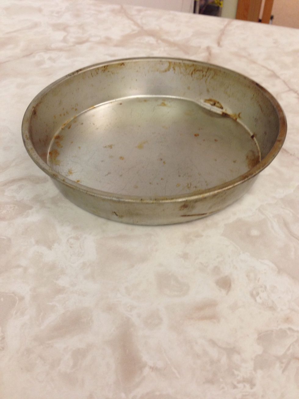 8 inch cake pan round This is used for baking cakes  I can use this when I make cakes