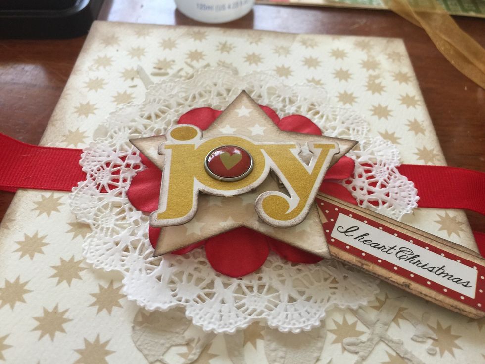 A brad to the centre...