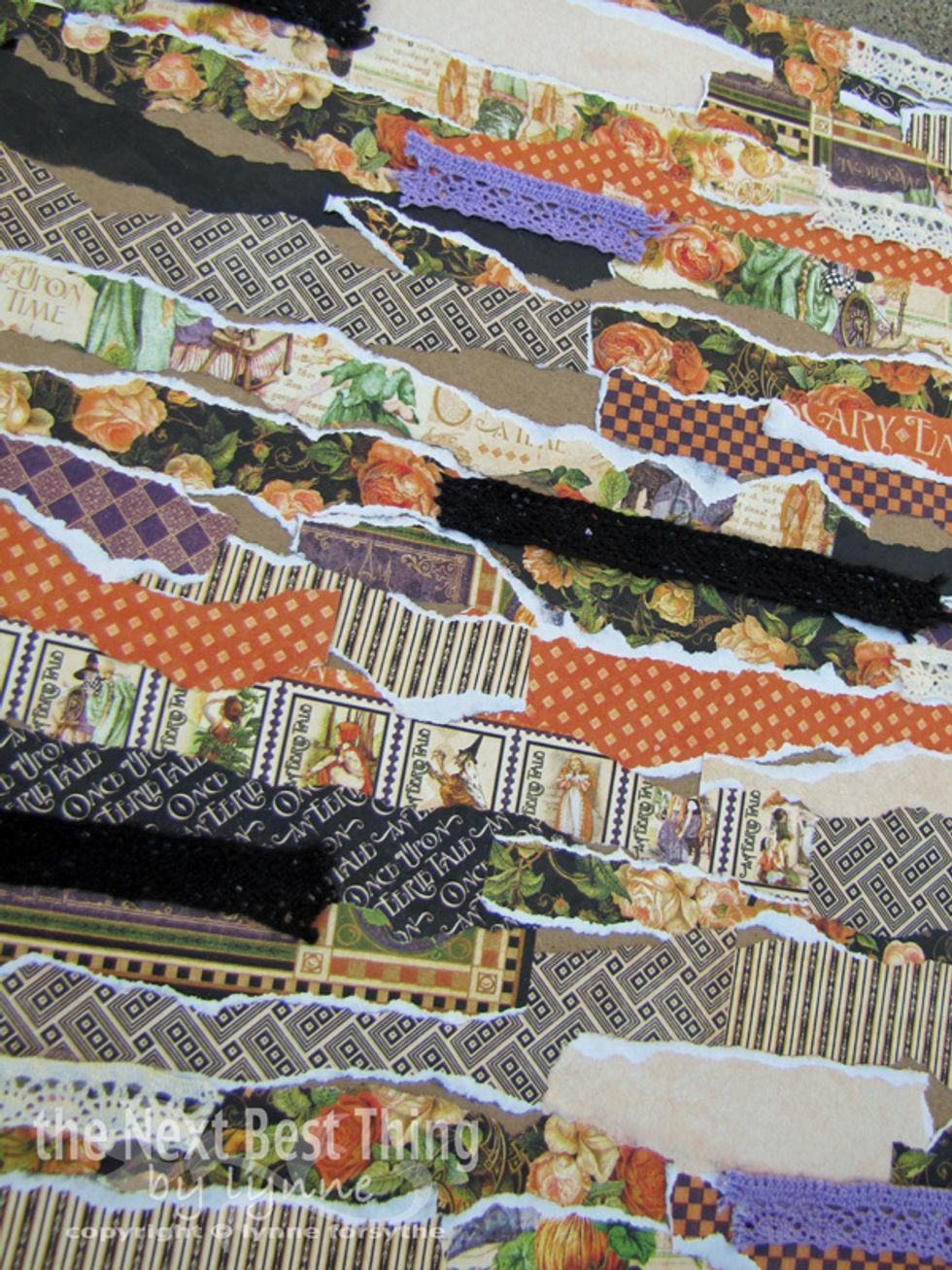 A close up of the paper.