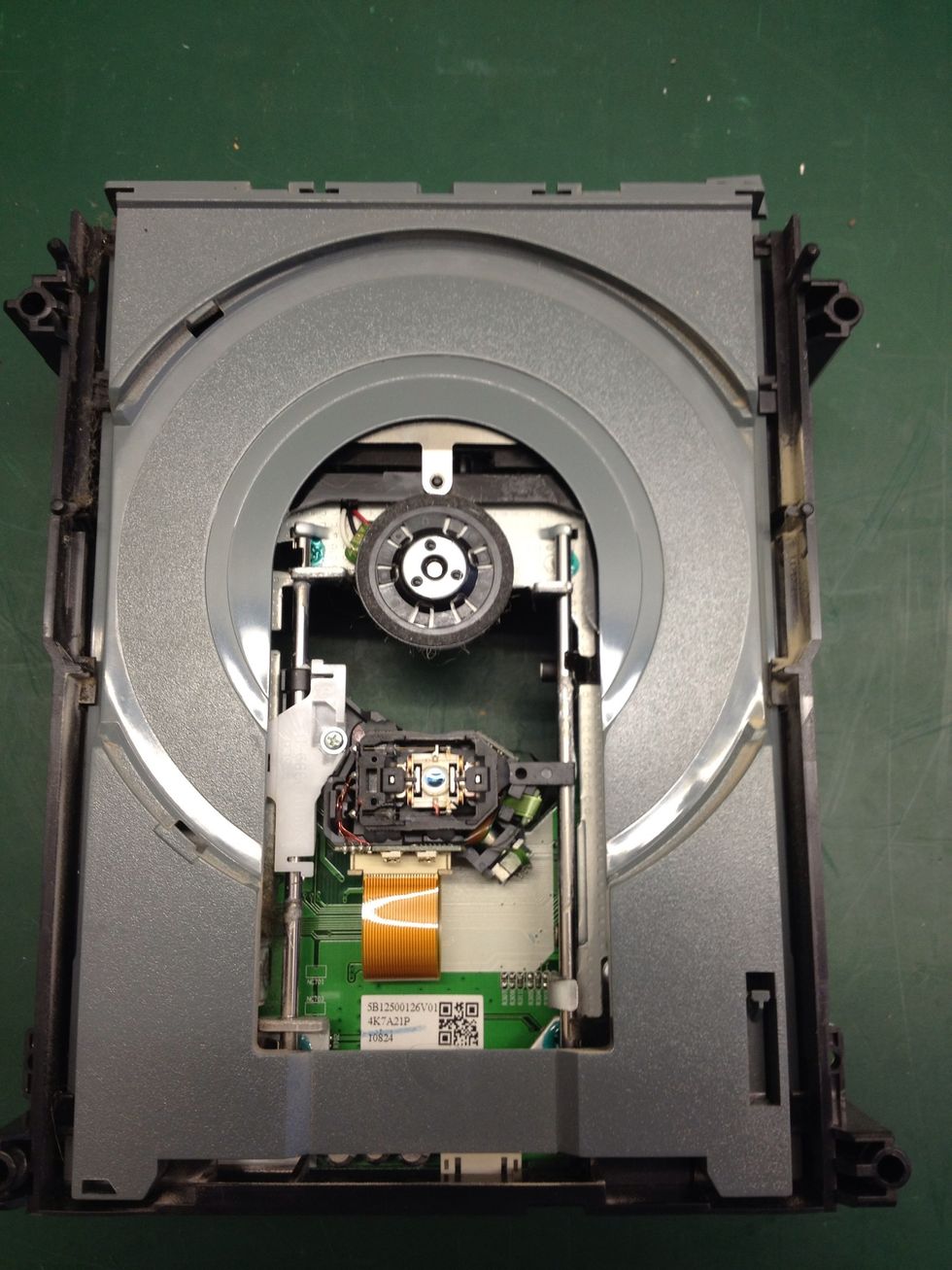 A closer shot of the laser. I cannot stress how important it is not to touch this.