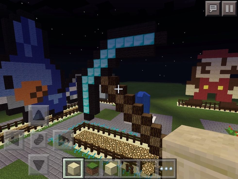 A diamond pickaxe, made by Manu Liegh