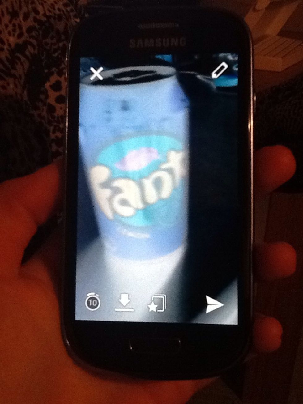 A fanta-can with the effect;-)