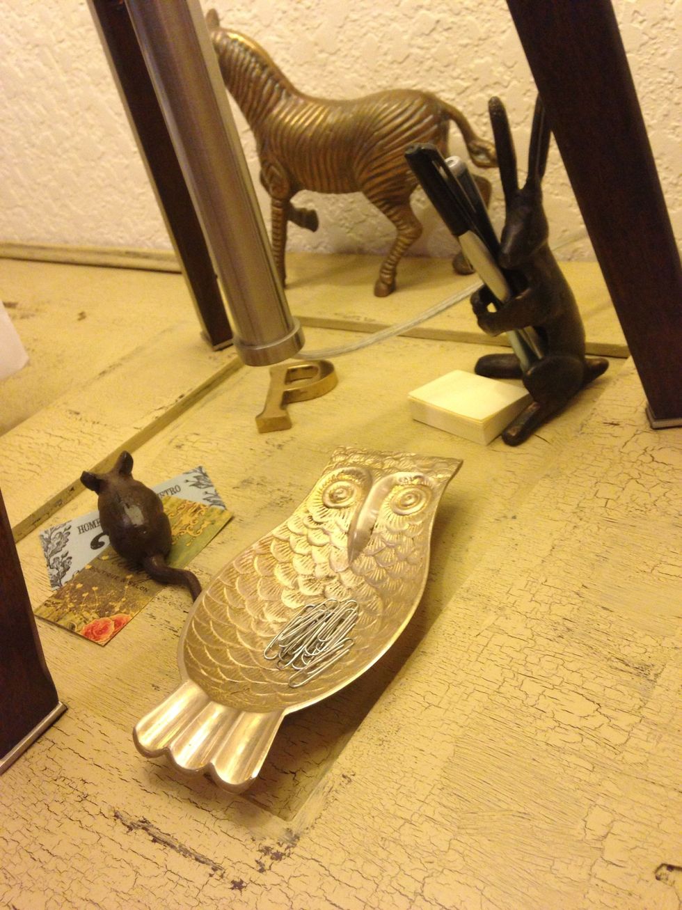 A few critters! The owl is an old ash trey from an antique store... He's holding paper clips\ud83d\ude1c the "P" is a paper weight I also got at a thrift store.