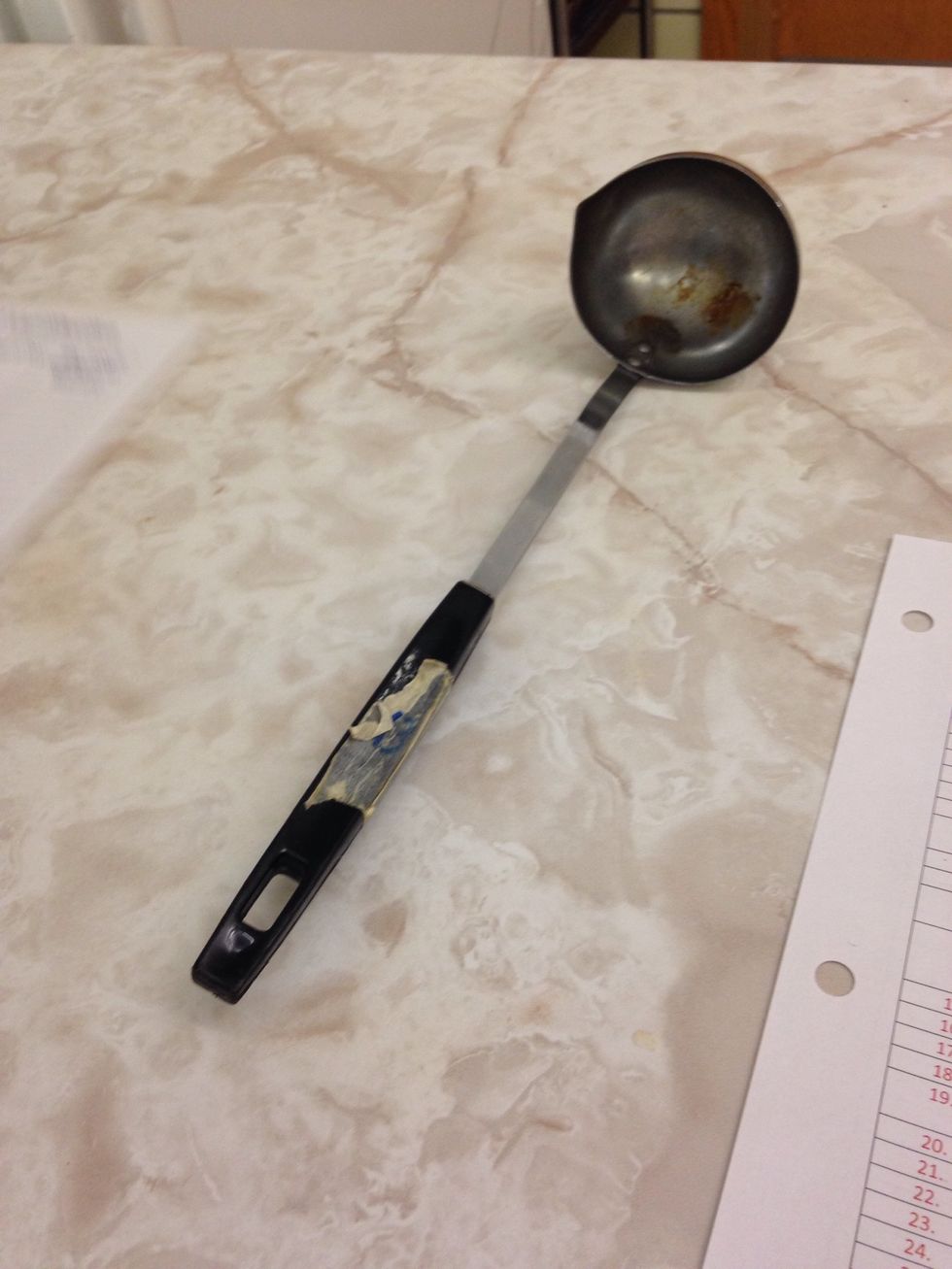 A ladle is a spoon used for soup and sauce. I can use this to serve sauce and cooking soup.