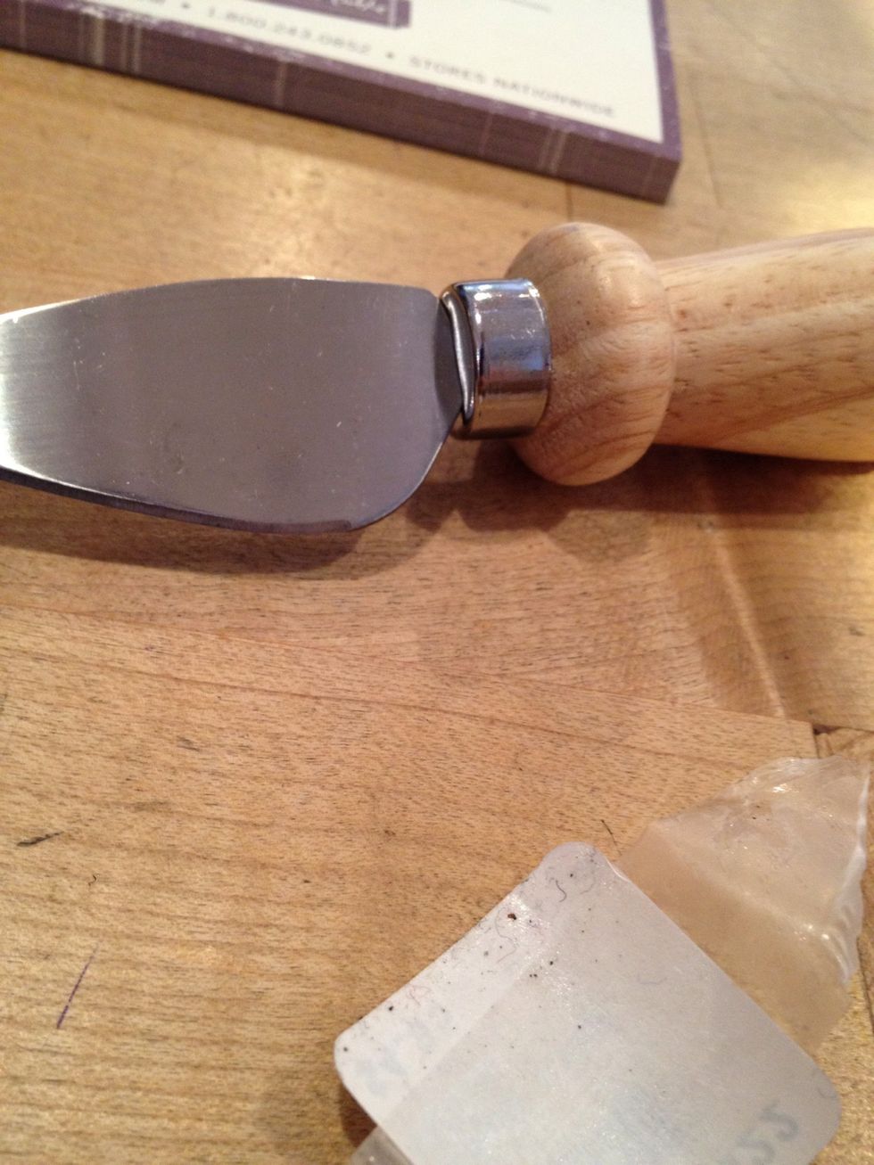 A little knife. Take the price off.