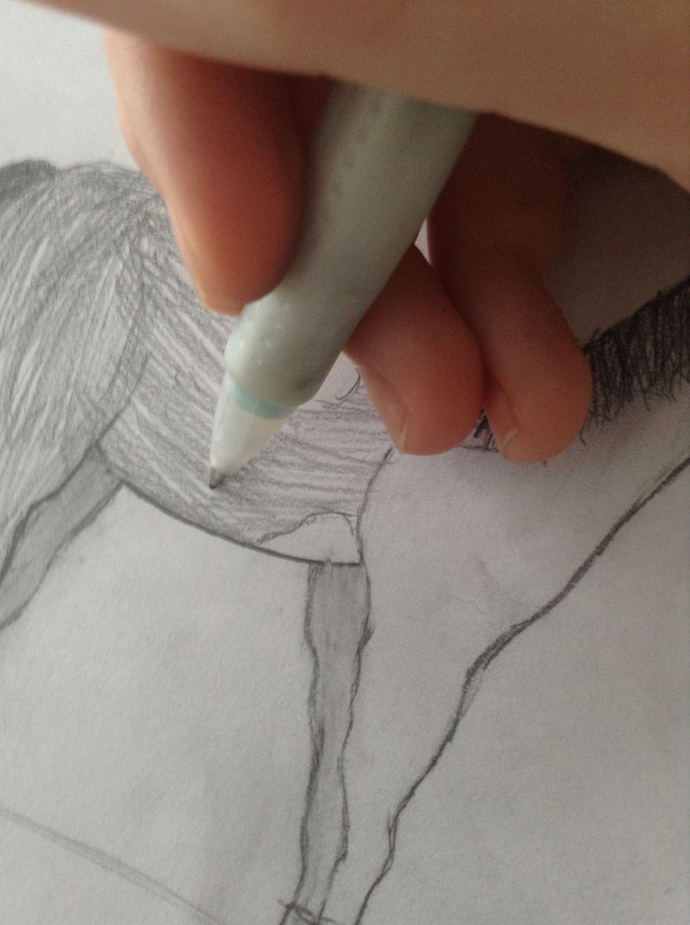 A little lighter than the back legs shade the entire outline to the ways the hair grows