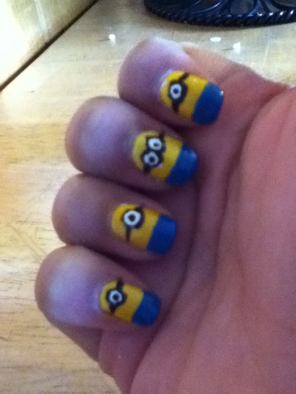 A little strap for the glasses or whatever they are