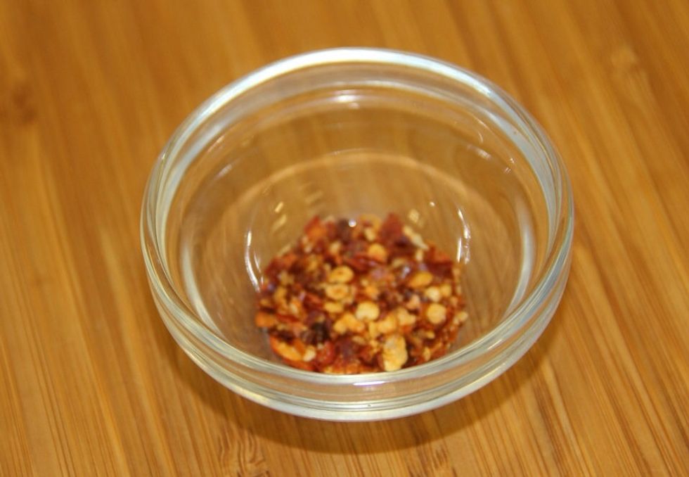 A pinch of chili flakes.