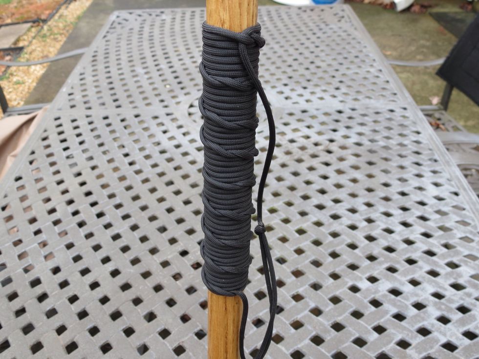 How to make a paracord handle wrap B+C Guides