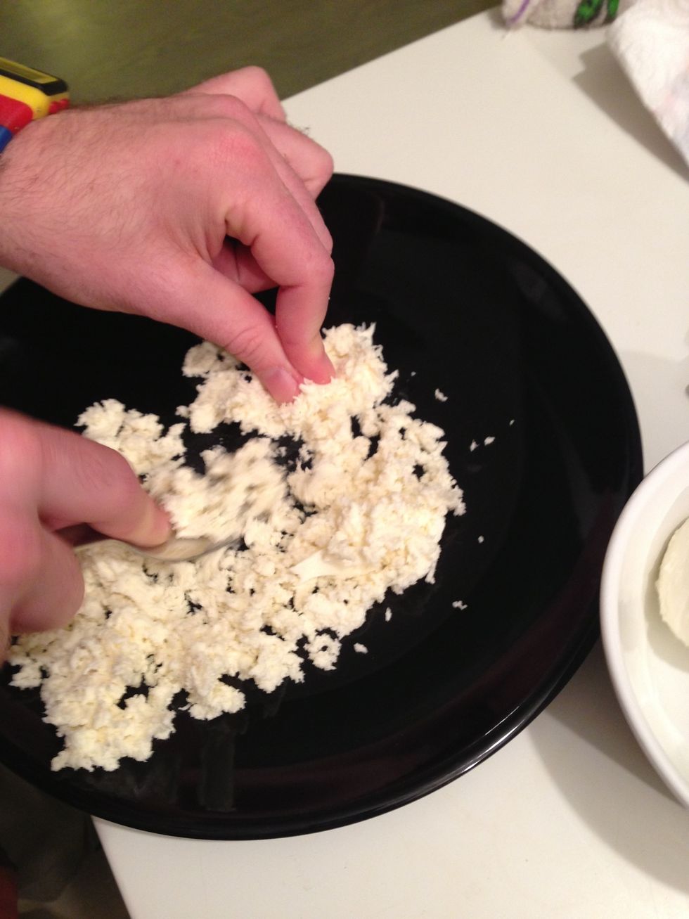 A simple way For a great mozzarella's cut. Perfect For the cooking.