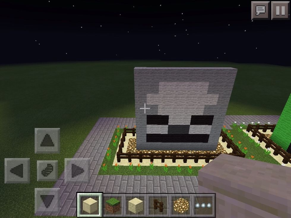 A skeleton head, made by Manu Leigh