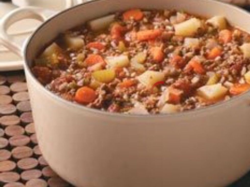 A thicker pot with celery.