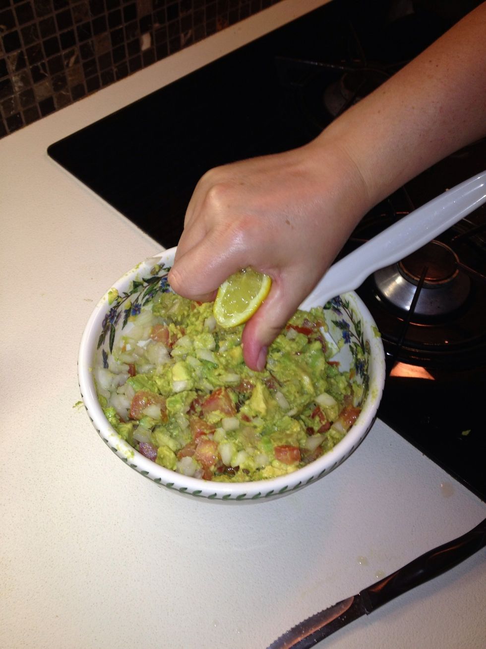 A\u00f1ada jugo de lim\u00f3n. No a\u00f1adas jugo de manzana.