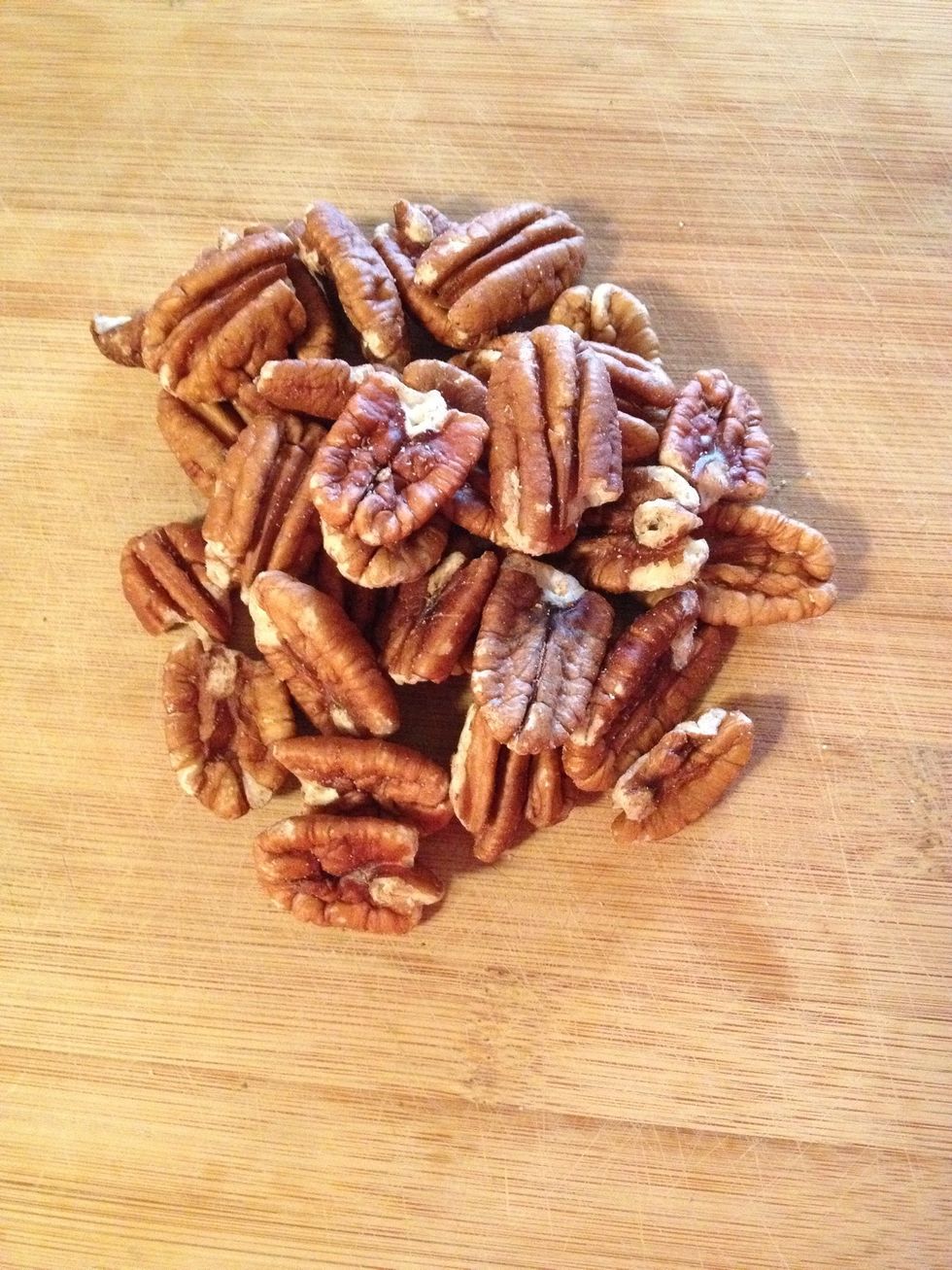 About 1/2 cup pecans