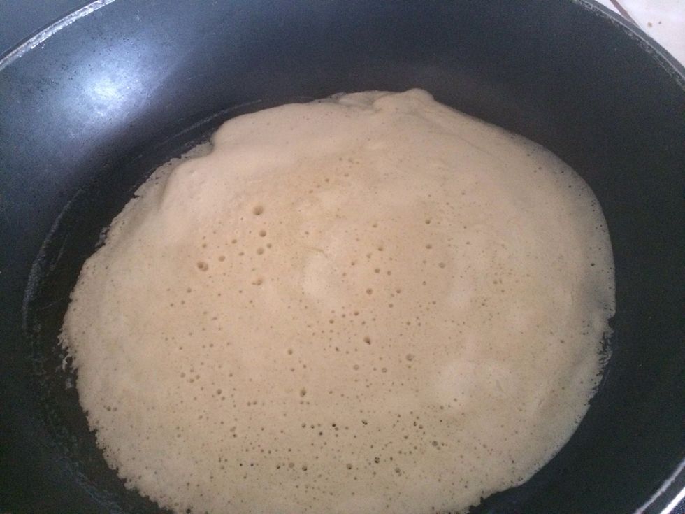 About 1/4 or 1/3 of a cup of the mixture my pan is very big.