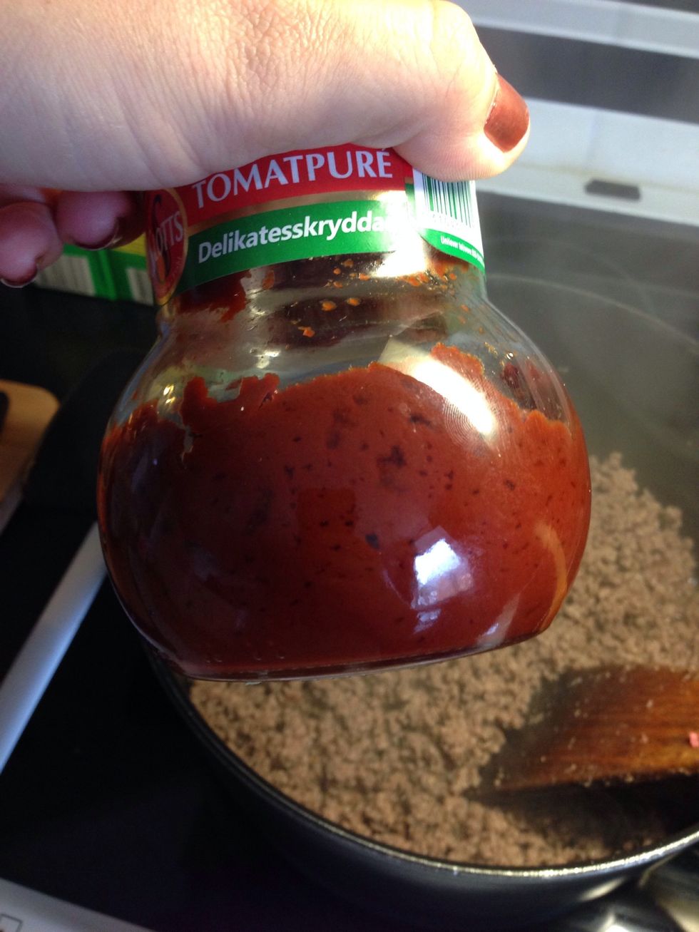 About 2-3 tbl spoons if tomatoe paste