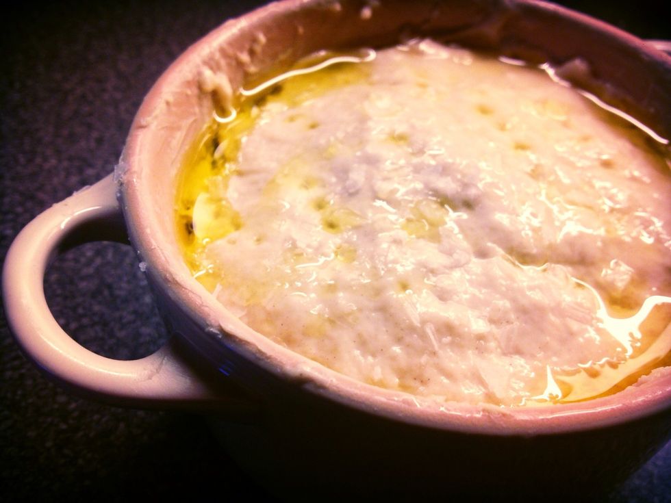 Ad some olive oil and nice salt on top and put the pots in the oven.