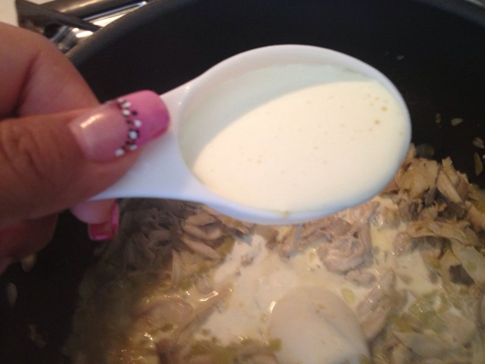 Add 1/2 cup heavy cream. Stir.