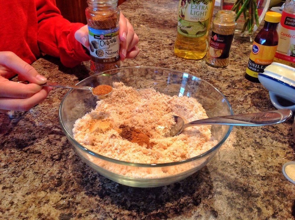 Add 1/2 teaspoon of nutmeg.