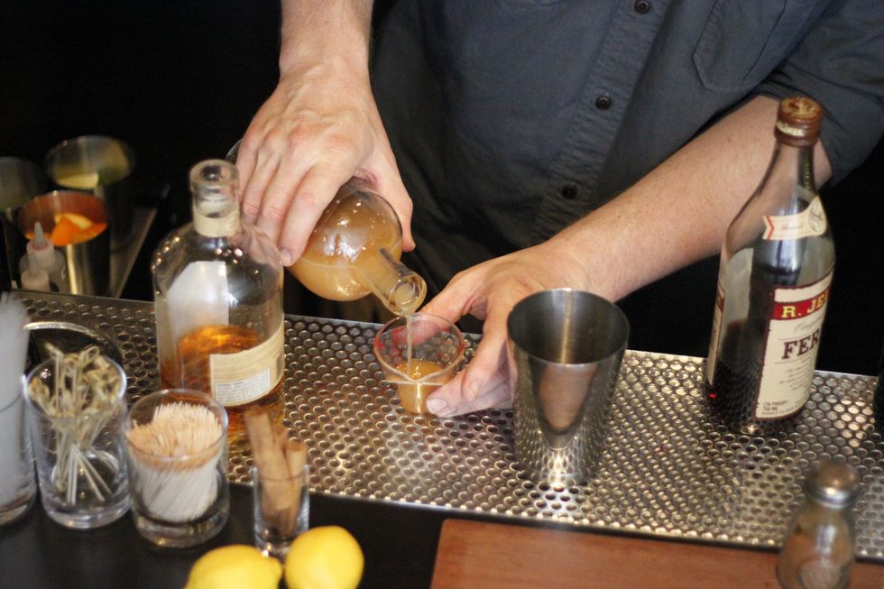 Add 1 oz. unfiltered apple cider