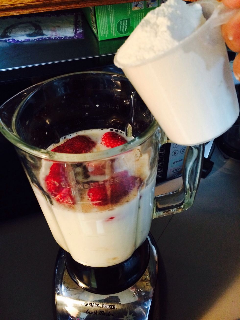 Add 1 scoop of protein of your choice
