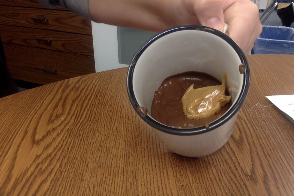 Add 1 tablespoon of creamy peanut butter.