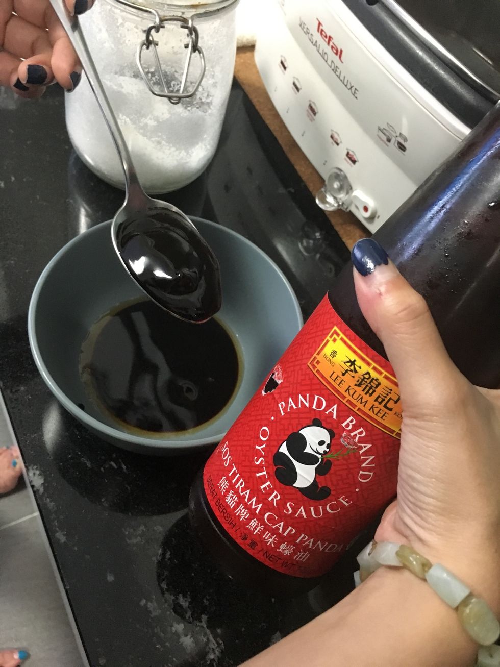 Add 1 tablespoon of oyster sauce.