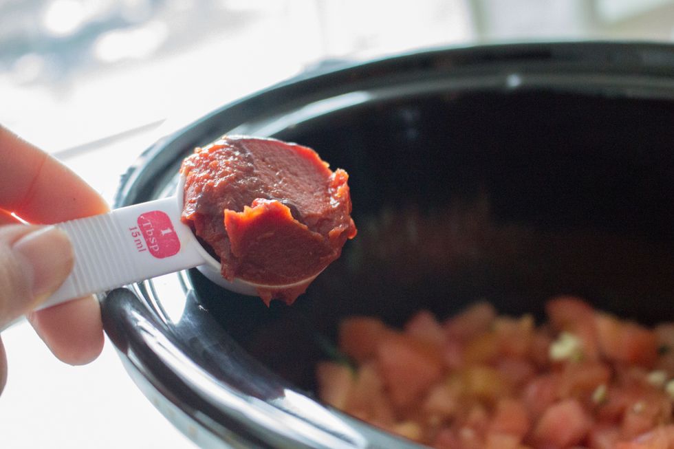 Add 1 tablespoon tomato paste.
