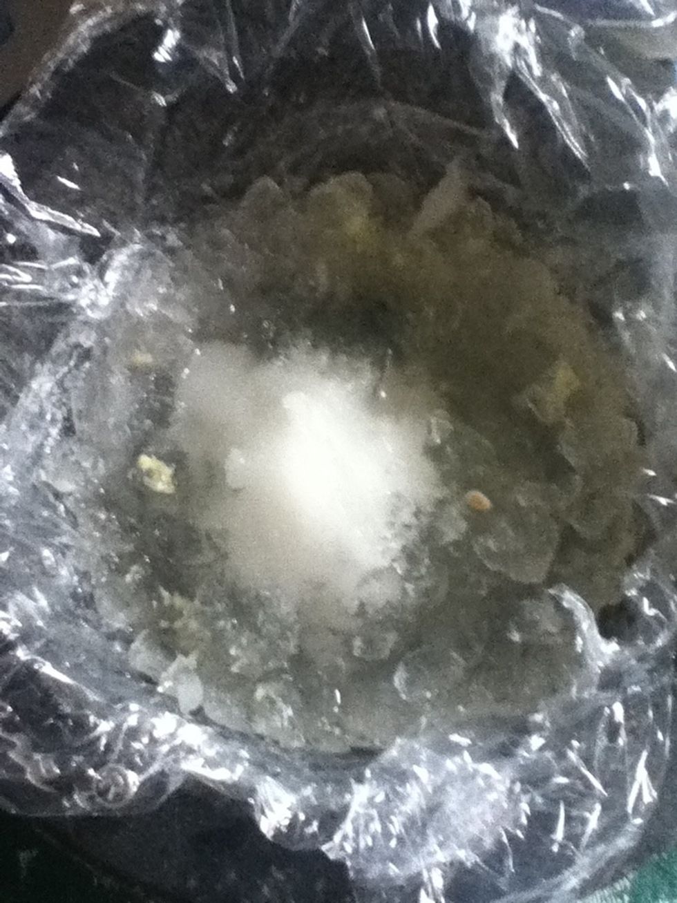 Add 1 tbs of sugar and mix together