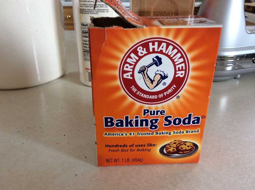 Add 1 teaspoon of baking soda into the bowl.