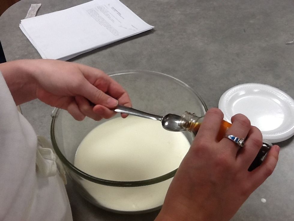 Add 1 teaspoon of vanilla extract.