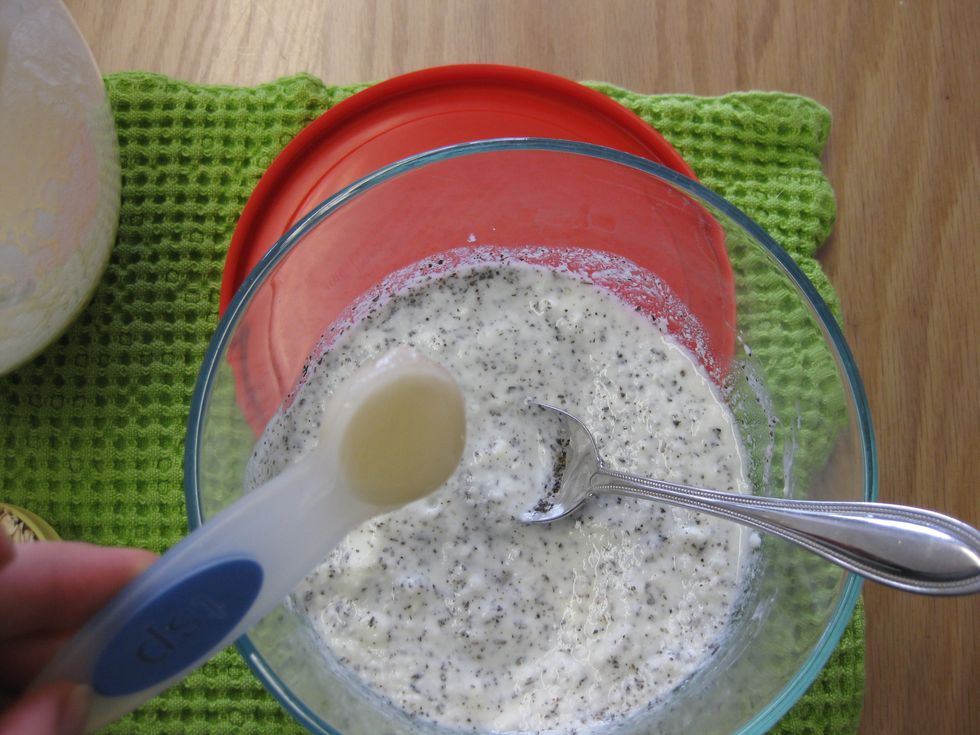 ..add 1tsp honey, and stir.....