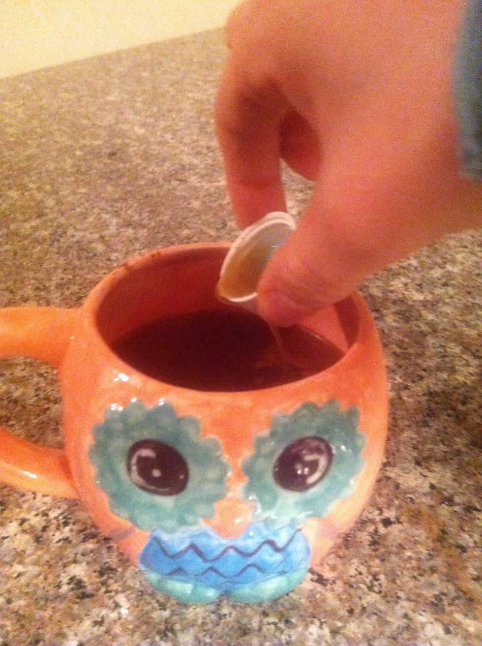 Add 2-3 capfuls of ACV. Depending on your taste and your mug size. Mix again.