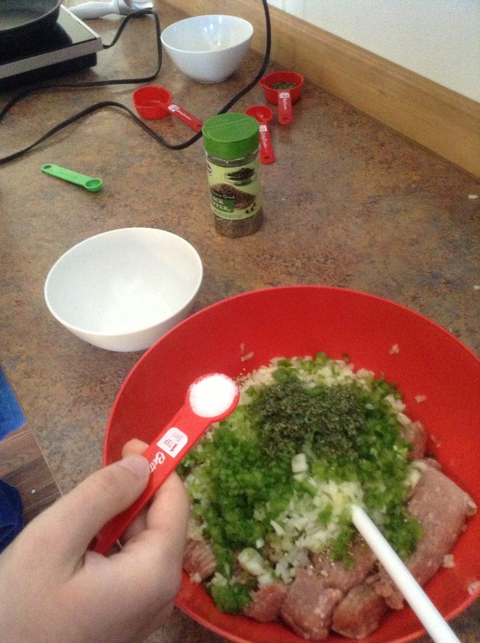 Add 2 teaspoon salt to bowl.