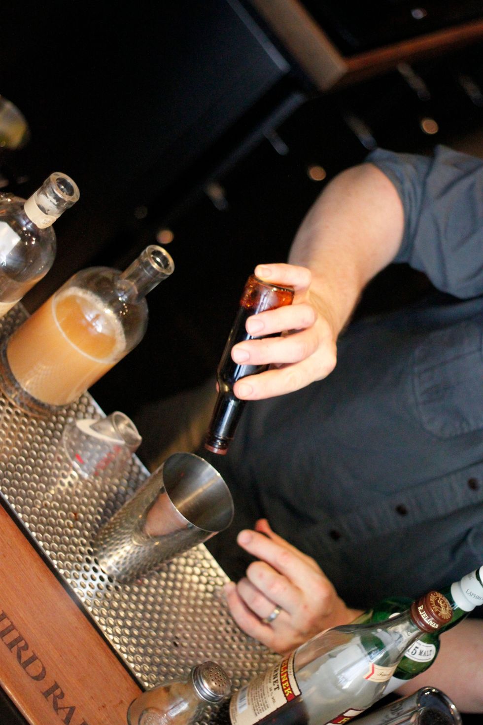 Add 3 dashes of cinnamon bitters