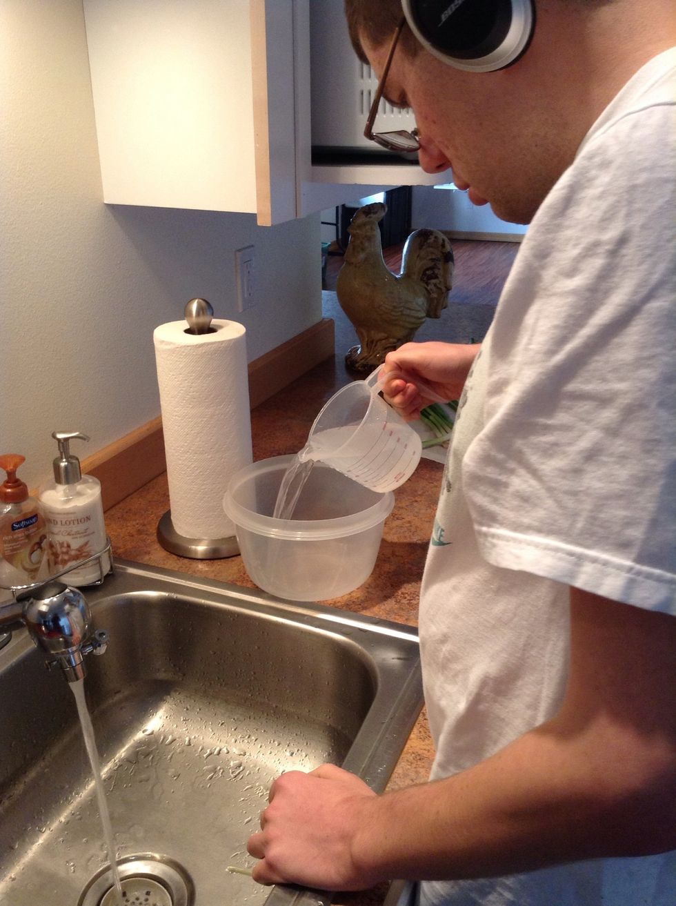 Add 4 cups of hot water to bowl