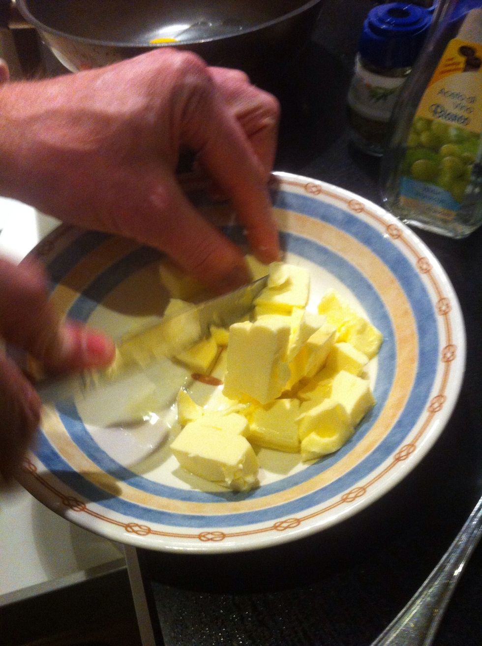 Add 40g of butter per egg in the frying pan with the eggs.