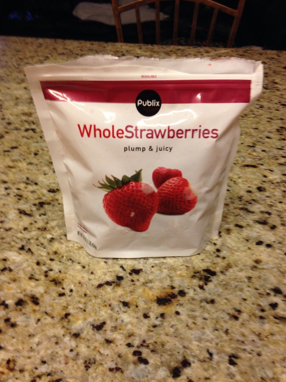 Add 5 frozen strawberries (cut off the leaf part)