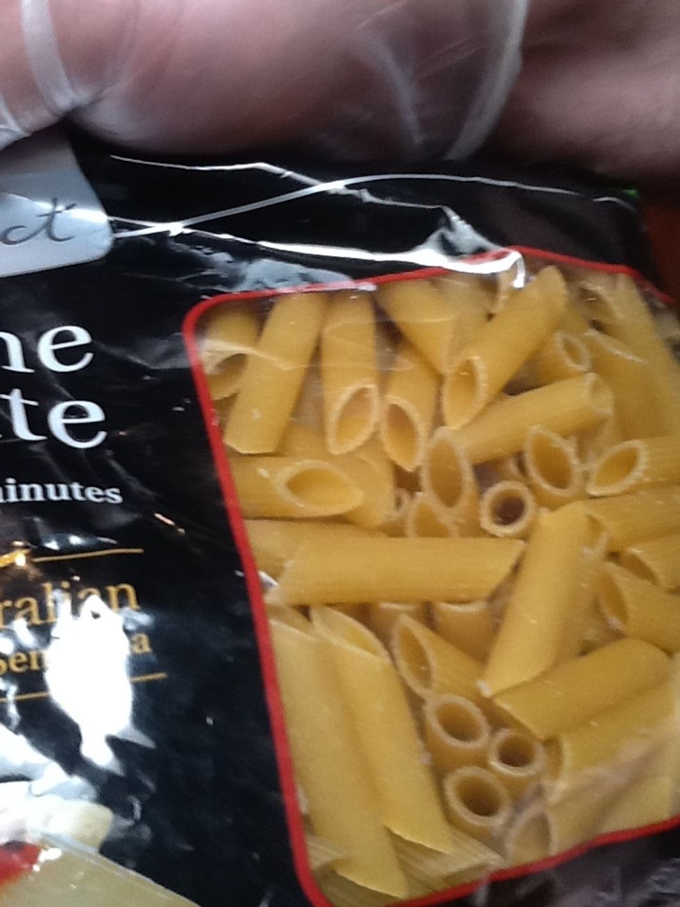 Add 500gm of penne to boiling water.