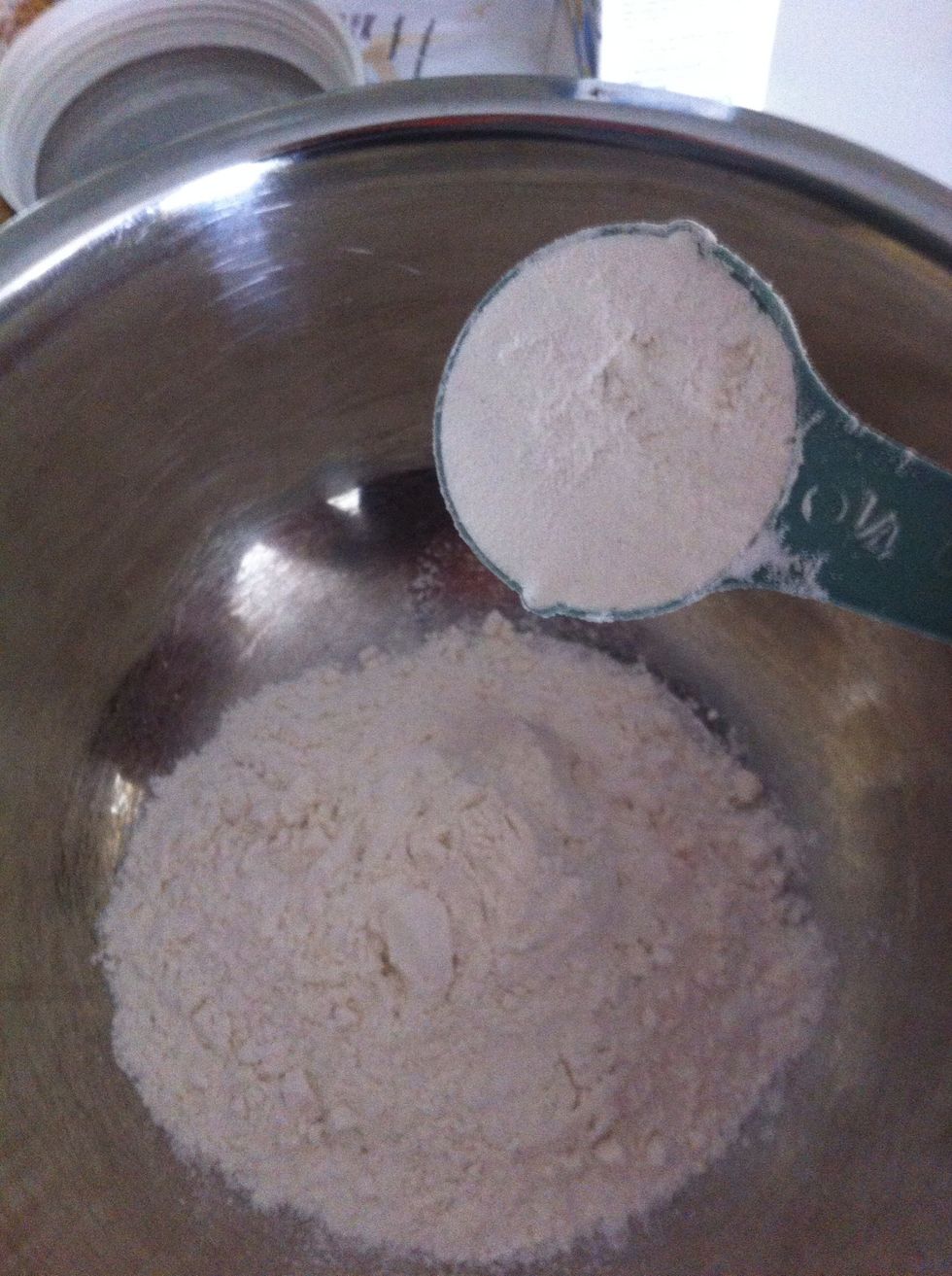 Add 500mL of flour (also known as 2 cups)