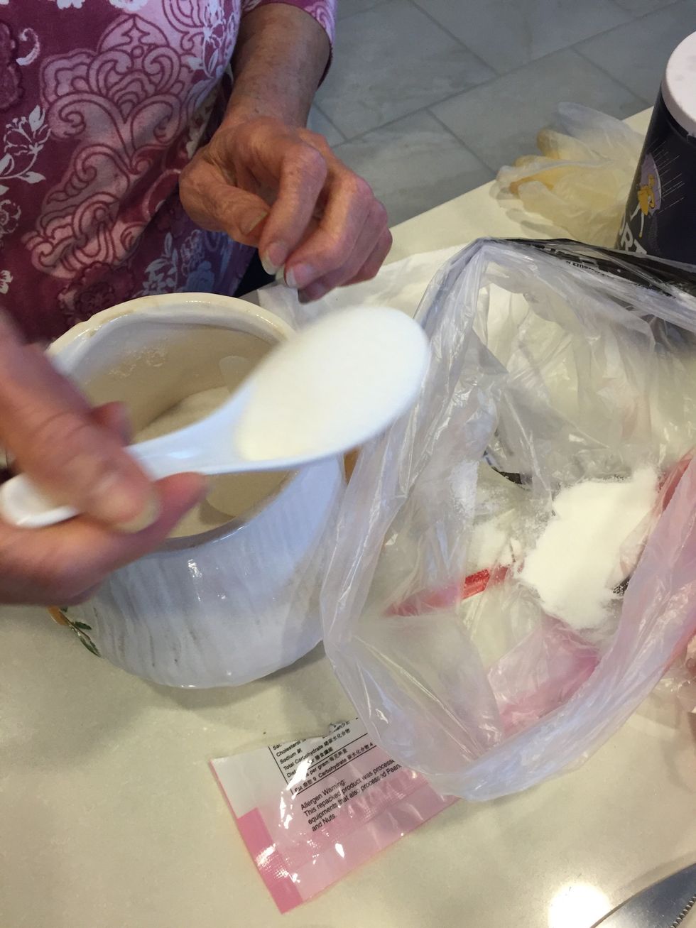 Add 6 TB of sugar in bag
